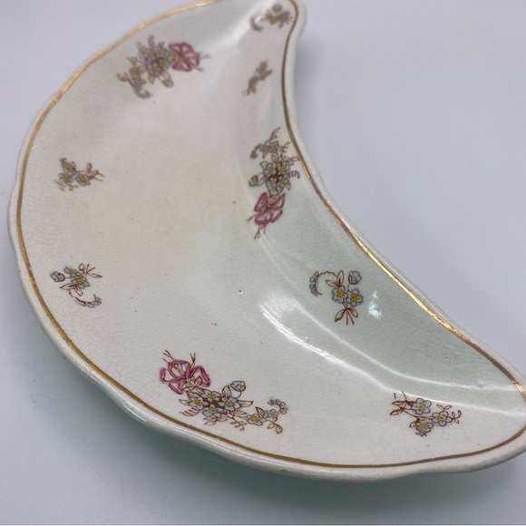 Vintage Crescent Moon Waterloo Potteries Forget Me Not Pattern Jewelry Dish - Picture 6 of 8